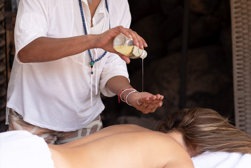 GENIESSEN SIE EINE MASSAGE