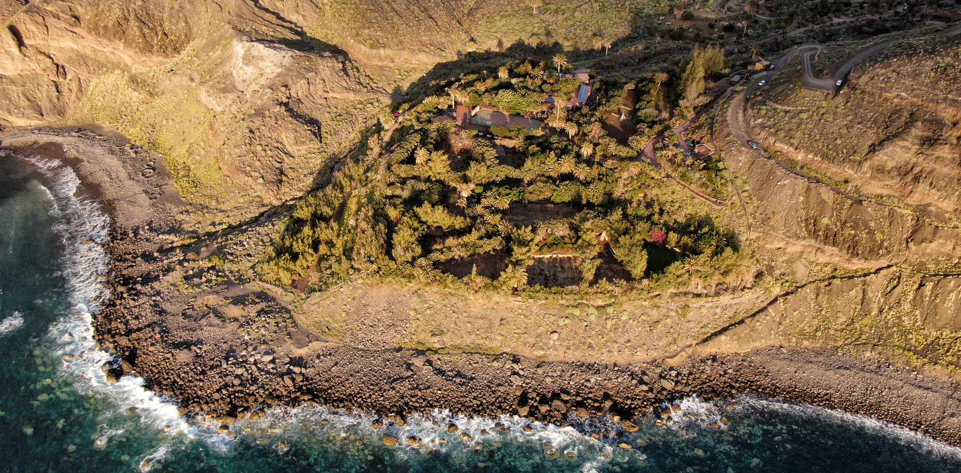 REDONDO DE GUAYEDRA FROM THE AIR