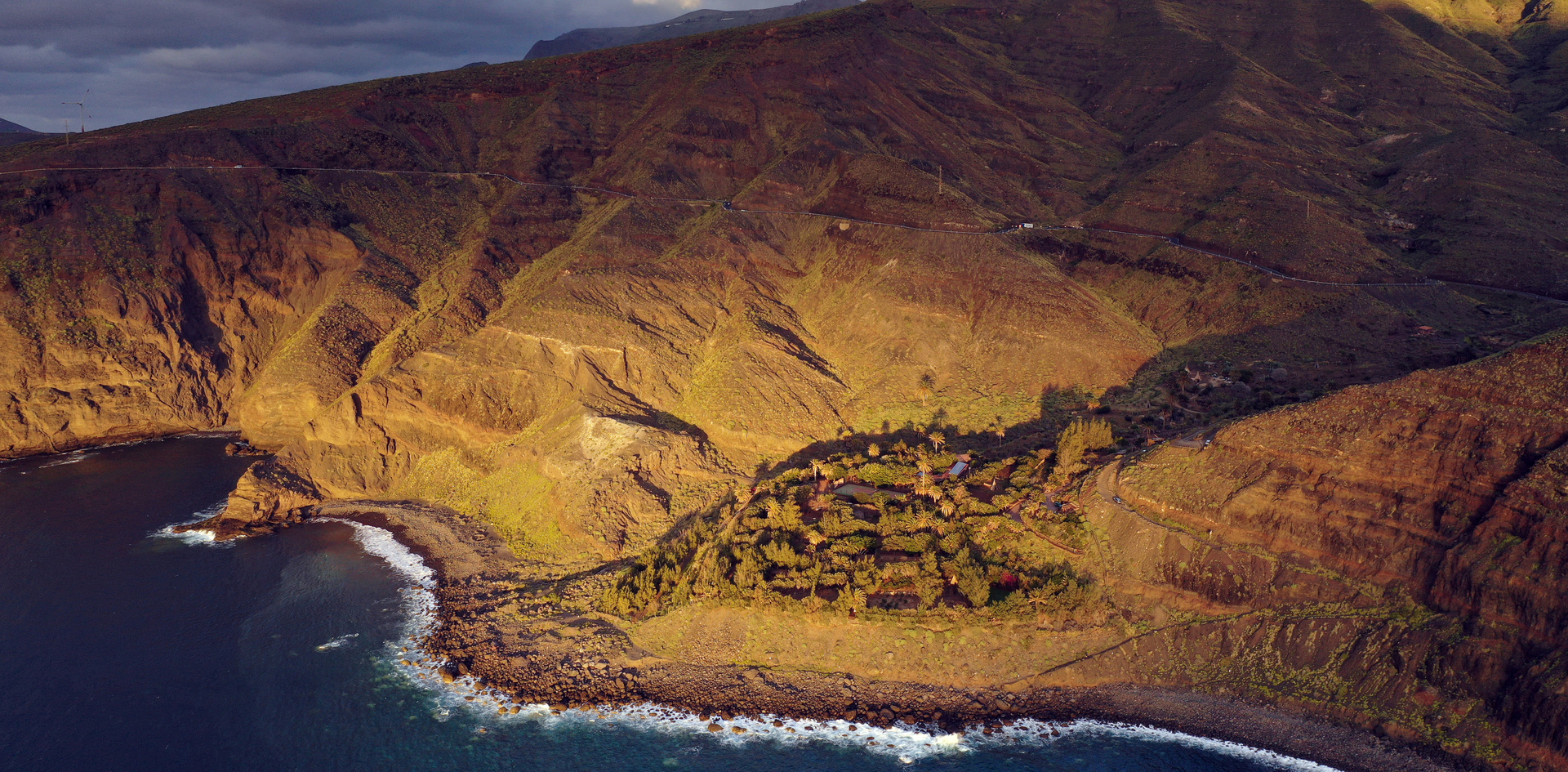 REDONDO DE GUAYEDRA FROM THE AIR